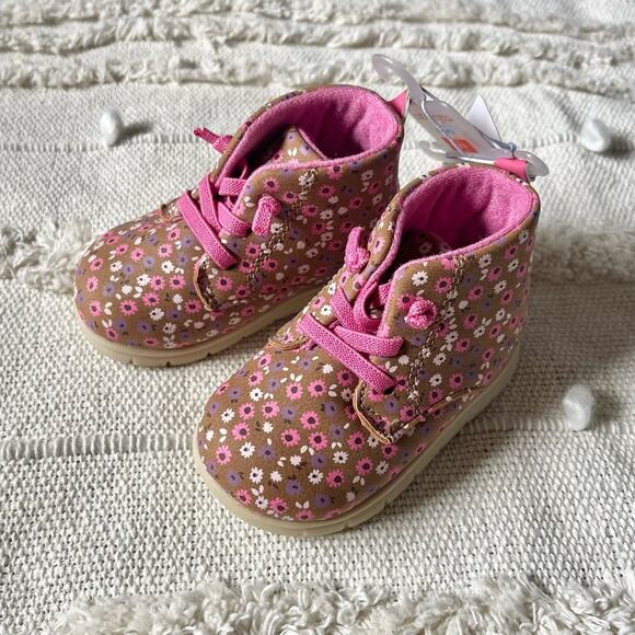 NWT Carter’s toddler girls floral shoes size 4 - Picture 1 of 3